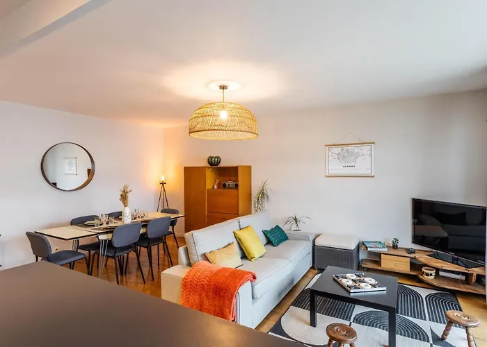 Le Vilona - T3 Moderne Avec Parking Prive